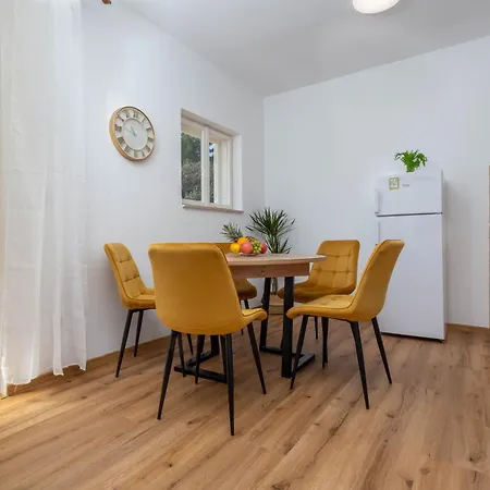 Marija Bibic Lägenhet