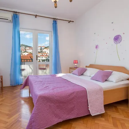 Marija Bibic * Hvar Town