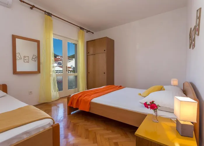 Marija Bibic Hvar Town