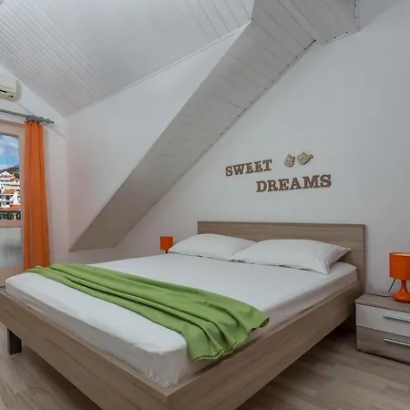 玛瑞加壁科公寓 * 赫瓦尔
