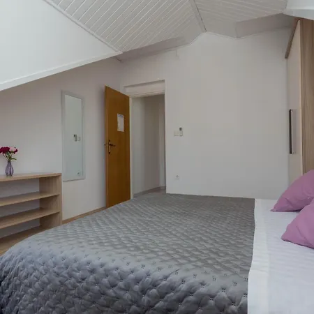 Marija Bibic Apartman Hvar Town