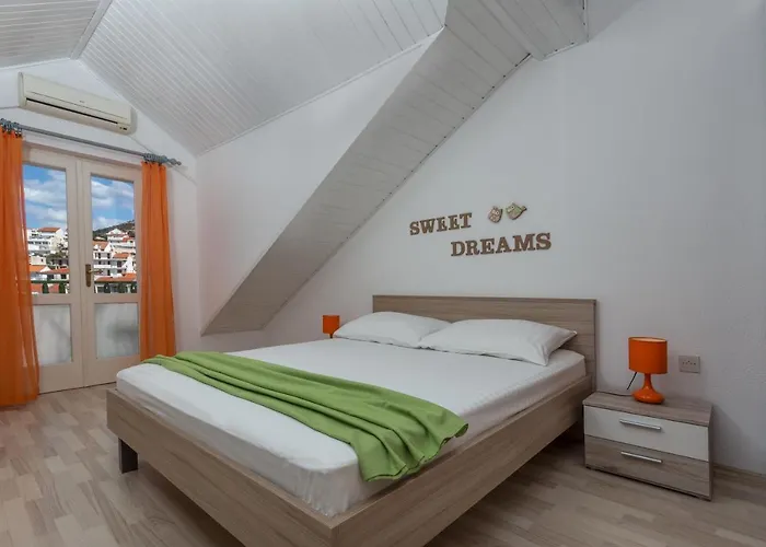 Marija Bibic * Hvar Town