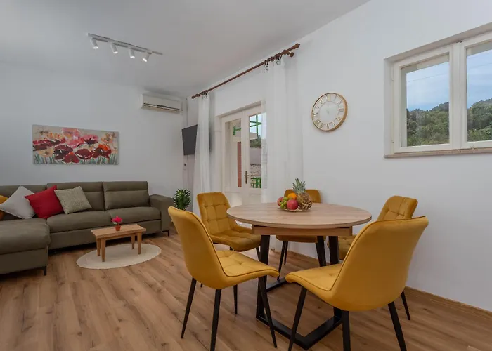 Apartment Marija Bibic *